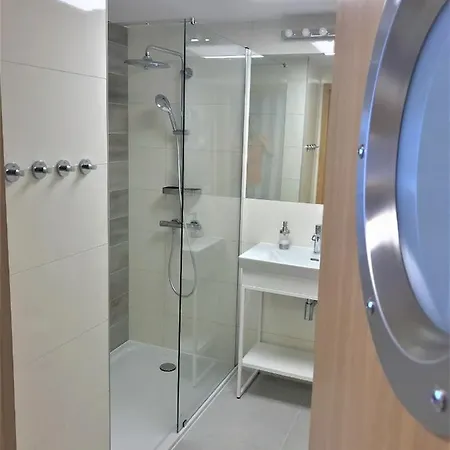 6 Pietro Seaside Апартаменты Колобжег