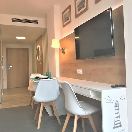 6 Pietro Seaside 科沃布热格