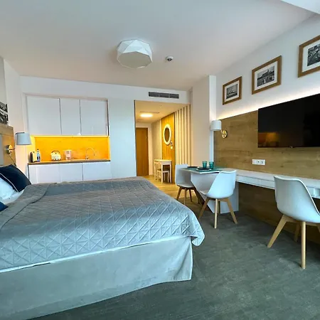 6 Pietro Seaside * Колобжег