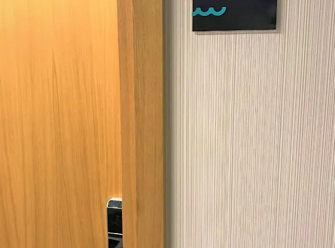 Apartment 6 Pietro Seaside