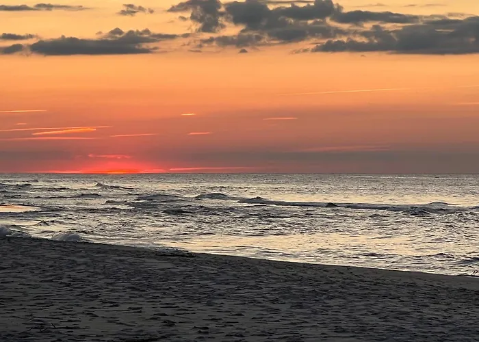 Apartment 6 Pietro Seaside