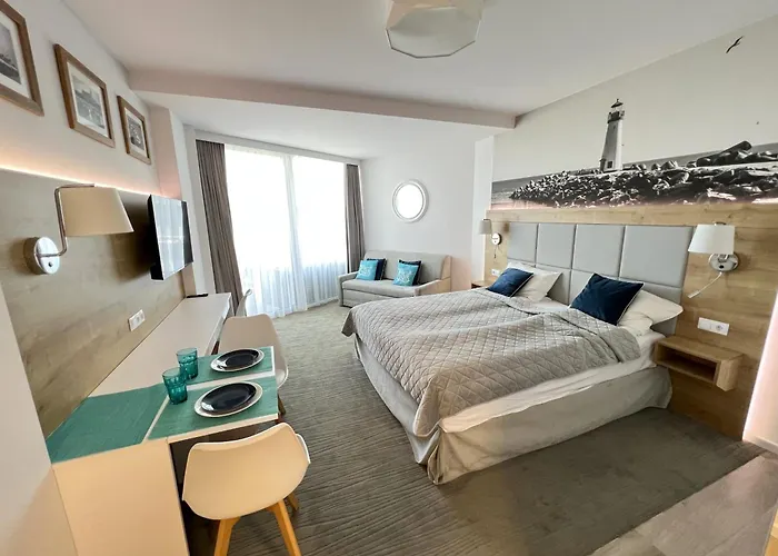 Apartment 6 Pietro Seaside *